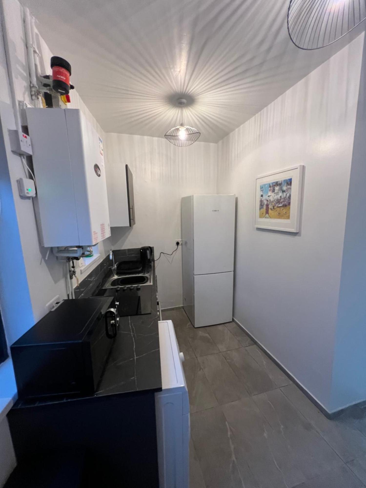 2 Bedroom Town Apartment Ipswich Eksteriør billede